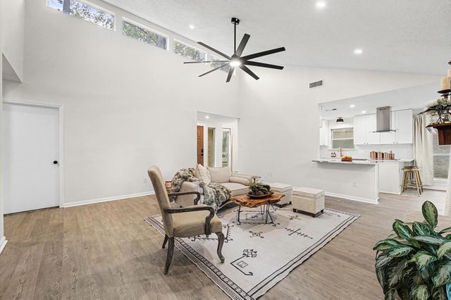 11707 Hillbrook Drive, Houston, TX 77070