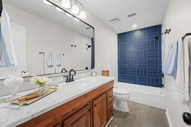 11707 Hillbrook Drive, Houston, TX 77070