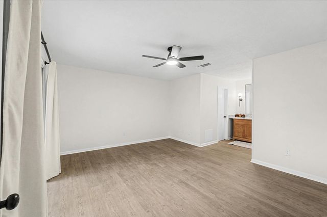 11707 Hillbrook Drive, Houston, TX 77070