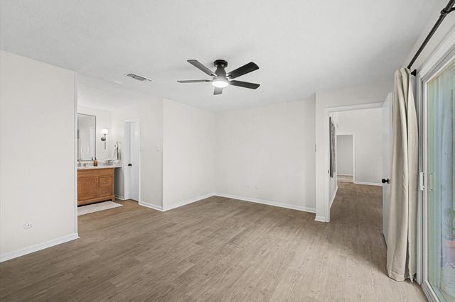 11707 Hillbrook Drive, Houston, TX 77070