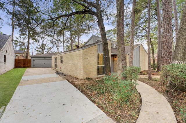 11707 Hillbrook Drive, Houston, TX 77070