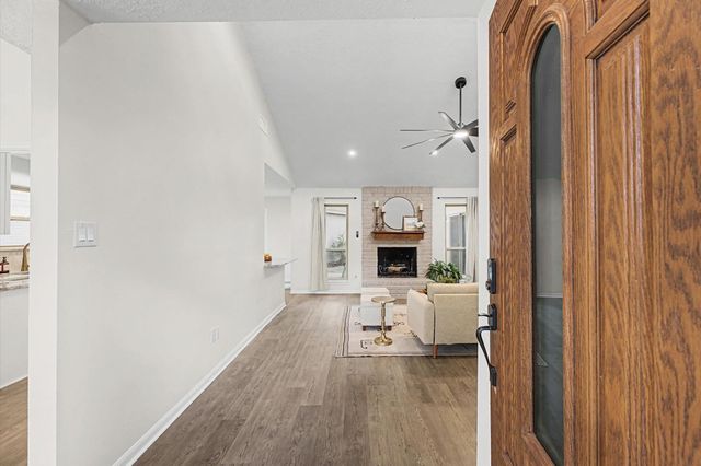 11707 Hillbrook Drive, Houston, TX 77070