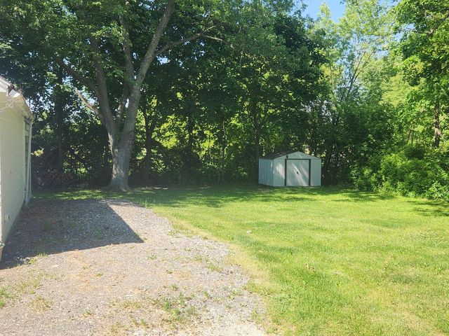 9328 County Road K, Franksville, WI 53126