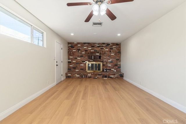 44417 12th Street W, Lancaster, CA 93534