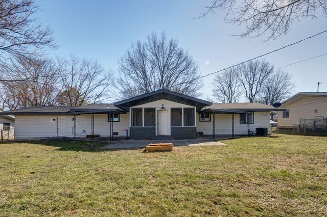 427 N Alexander Avenue, Republic, MO 65738