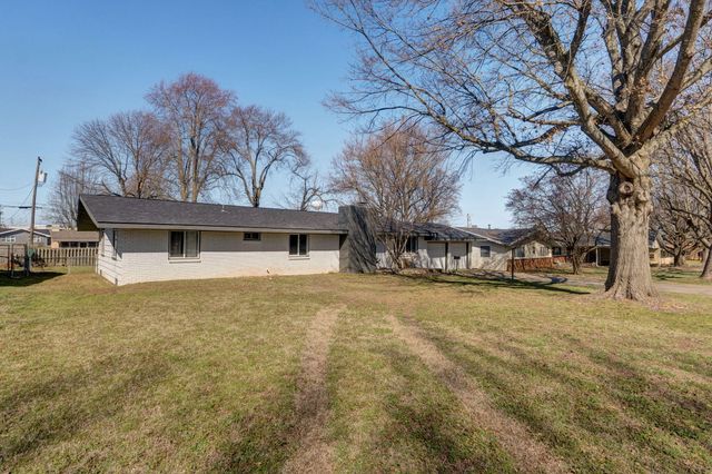 427 N Alexander Avenue, Republic, MO 65738