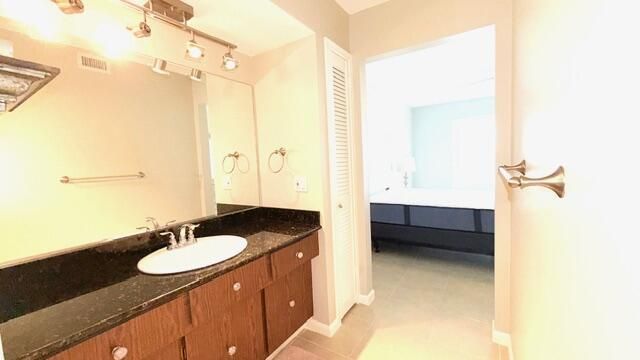 5510 Tamberlane Circle 243, Palm Beach Gardens, FL 33418