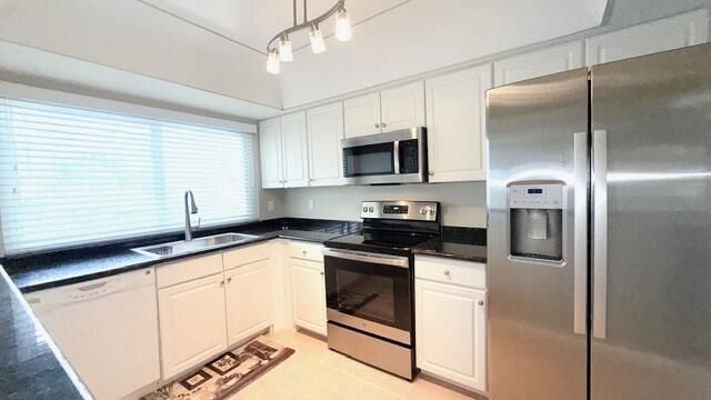 5510 Tamberlane Circle 243, Palm Beach Gardens, FL 33418