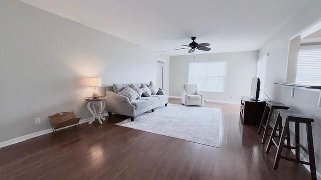 5510 Tamberlane Circle 243, Palm Beach Gardens, FL 33418