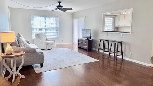 5510 Tamberlane Circle 243, Palm Beach Gardens, FL 33418