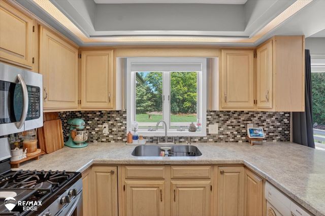 2331 Valley Vista Drive, Davison, MI 48423