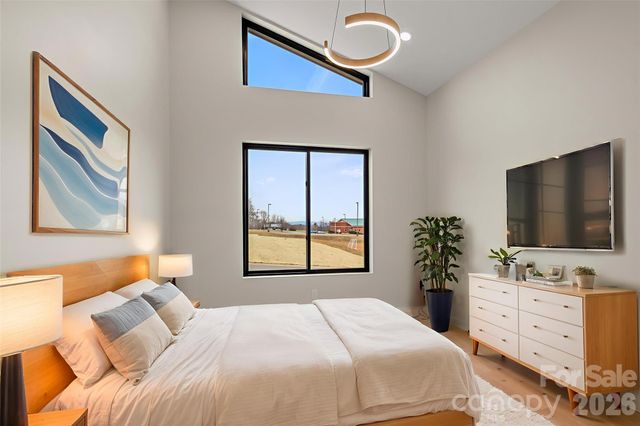 5 Scott Meadows Drive 1, Asheville, NC 28806