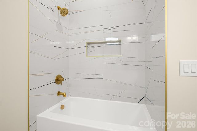 5 Scott Meadows Drive 1, Asheville, NC 28806