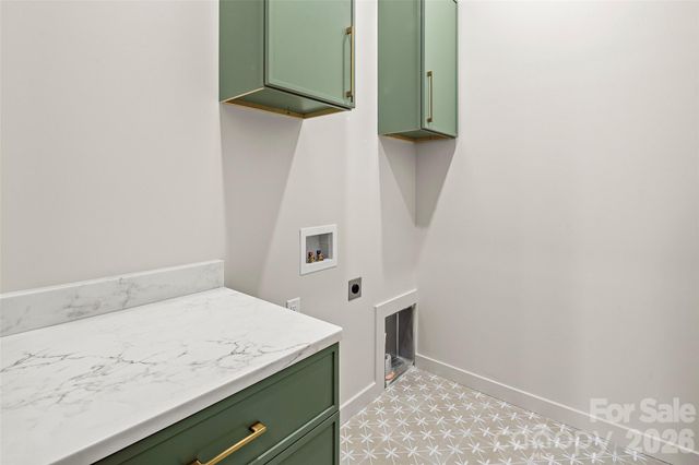 5 Scott Meadows Drive 1, Asheville, NC 28806