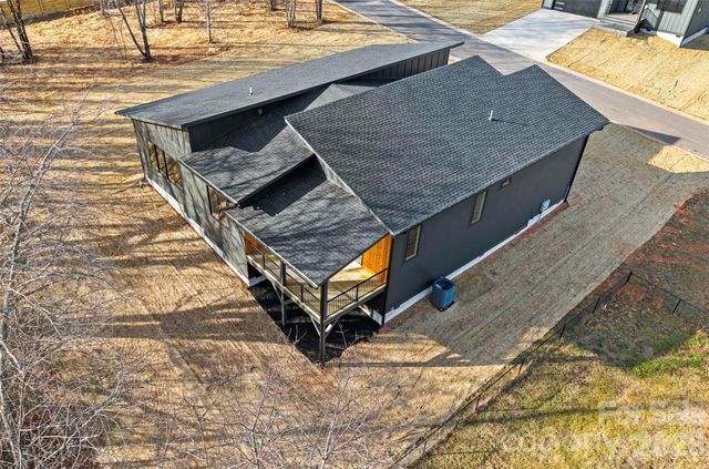 5 Scott Meadows Drive 1, Asheville, NC 28806