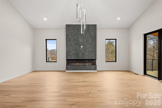 5 Scott Meadows Drive 1, Asheville, NC 28806