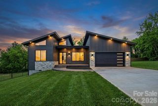 5 Scott Meadows Drive 1, Asheville, NC 28806