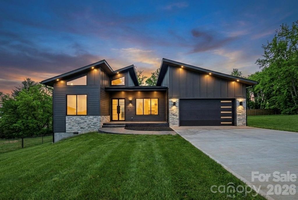 5 Scott Meadows Drive 1, Asheville, NC 28806