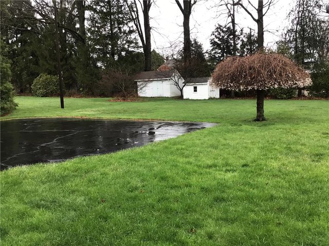 340 Carley Ave, Sharon, PA 16146