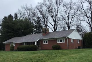 340 Carley Ave, Sharon, PA 16146