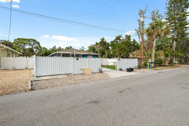 1289 42ND STREET, Sarasota, FL 34234