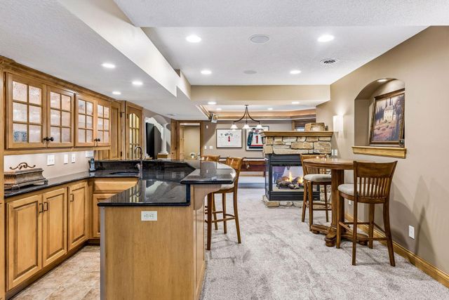 17825 30th Avenue N, Plymouth, MN 55447