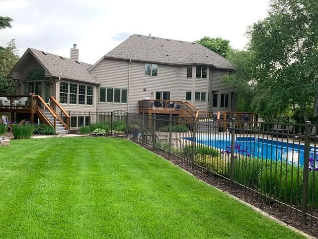 17825 30th Avenue N, Plymouth, MN 55447