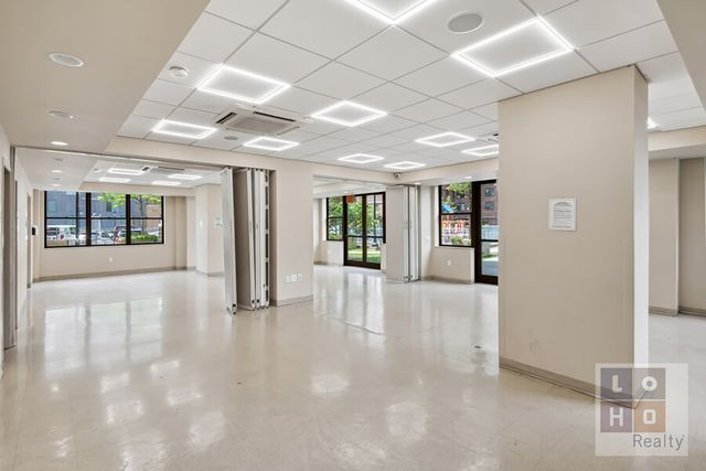 385 Grand St Apt L1606, New York City, NY 10002
