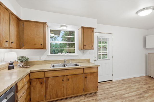 9861 San Lea Drive, Dallas, TX 75228