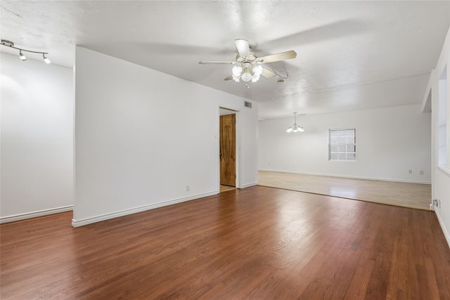 9861 San Lea Drive, Dallas, TX 75228