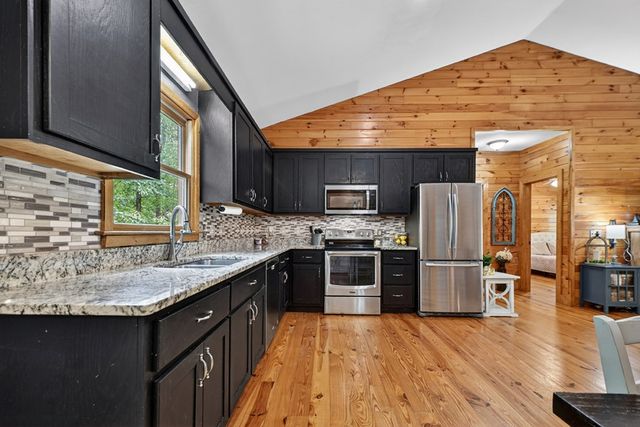 161 Foxhound Court, Ellijay, GA 30540