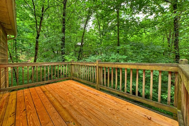 161 Foxhound Court, Ellijay, GA 30540