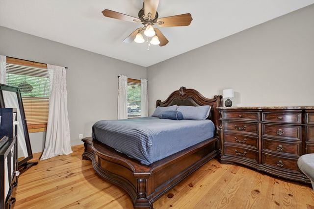 161 Foxhound Court, Ellijay, GA 30540