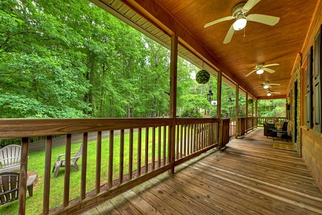 161 Foxhound Court, Ellijay, GA 30540