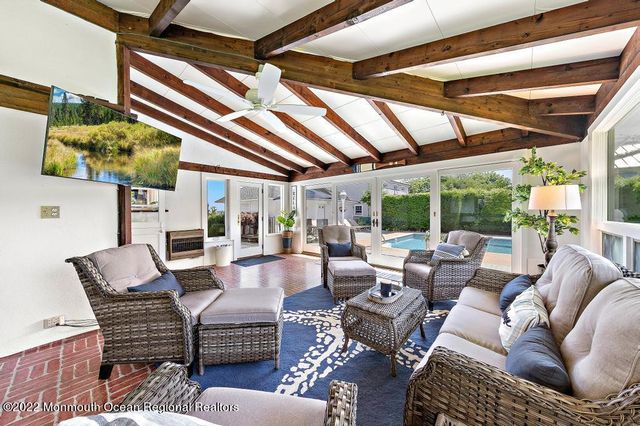 27 Shrewsbury Drive, Monmouth Beach, NJ 07750