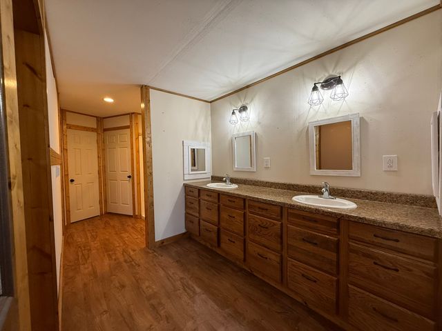 2204 Daniels Drive, Joshua, TX 76058