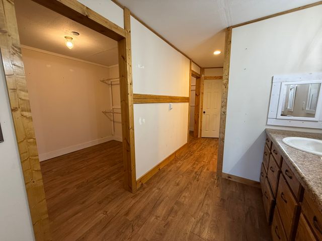2204 Daniels Drive, Joshua, TX 76058