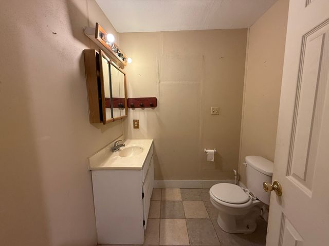 2204 Daniels Drive, Joshua, TX 76058
