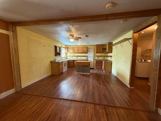 2204 Daniels Drive, Joshua, TX 76058