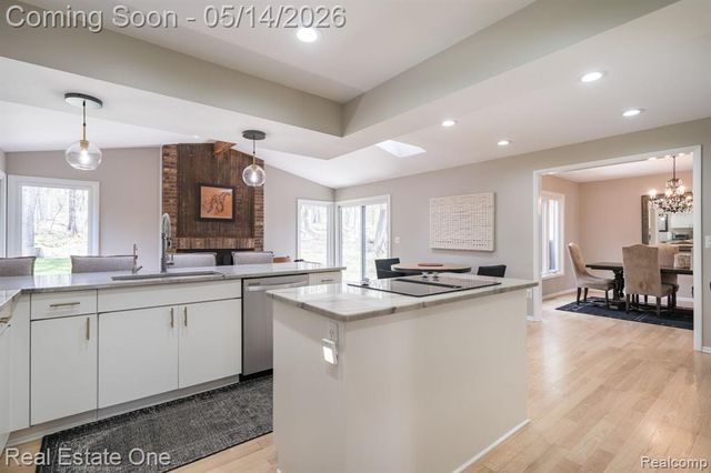 6464 Deer Ridge Drive, Clarkston, MI 48348