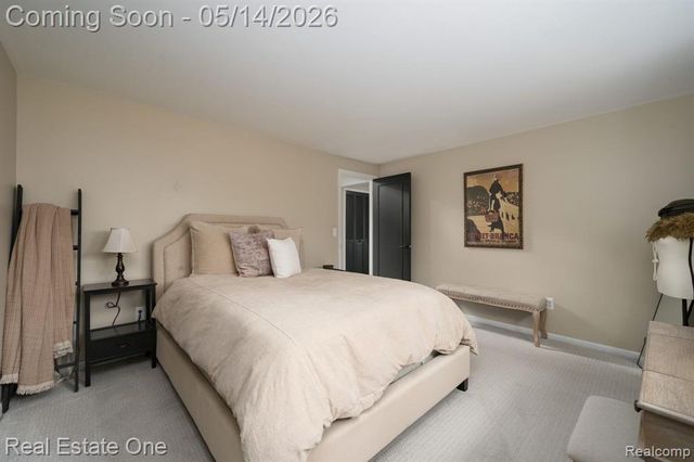 6464 Deer Ridge Drive, Clarkston, MI 48348