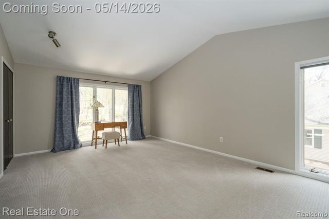 6464 Deer Ridge Drive, Clarkston, MI 48348