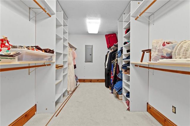 25408 NE Colbern Road, Lee's Summit, MO 64086