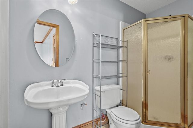 25408 NE Colbern Road, Lee's Summit, MO 64086