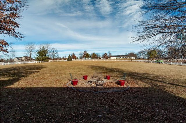 25408 NE Colbern Road, Lee's Summit, MO 64086
