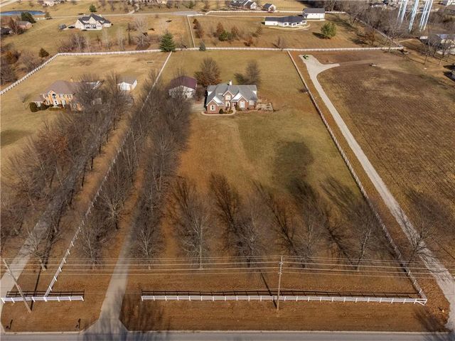 25408 NE Colbern Road, Lee's Summit, MO 64086