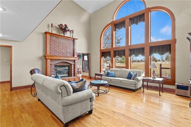 25408 NE Colbern Road, Lee's Summit, MO 64086