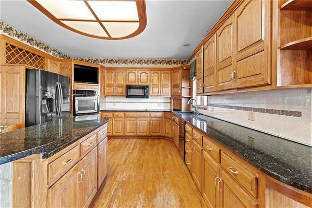 25408 NE Colbern Road, Lee's Summit, MO 64086