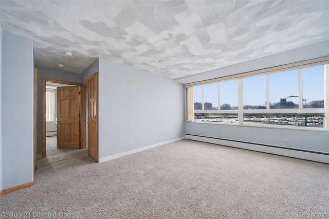 8900 E E Jefferson Avenue 112, Detroit, MI 48214