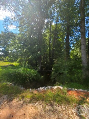 74 Charlotte Circle, Statham, GA 30666